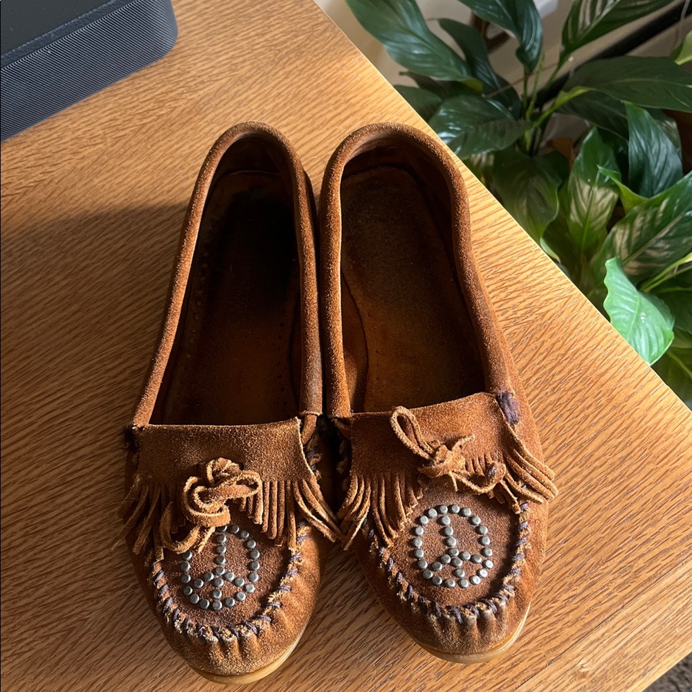 Vintage Minnetonka Brown Moccasins with Blue Accents